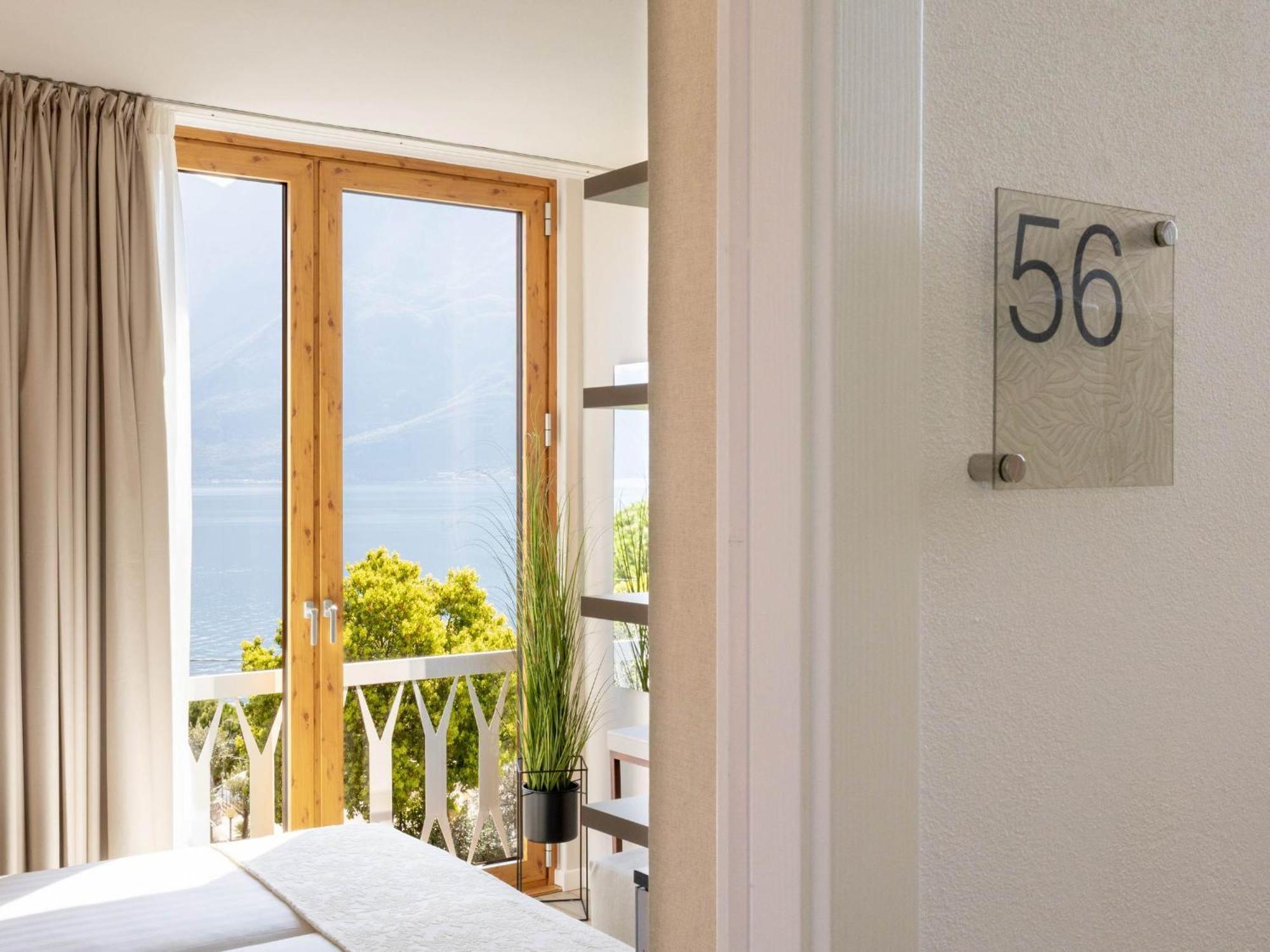 Hotel Riviera Panoramic Green Resort Limone sul Garda Exterior foto