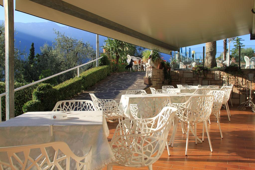 Hotel Riviera Panoramic Green Resort Limone sul Garda Exterior foto