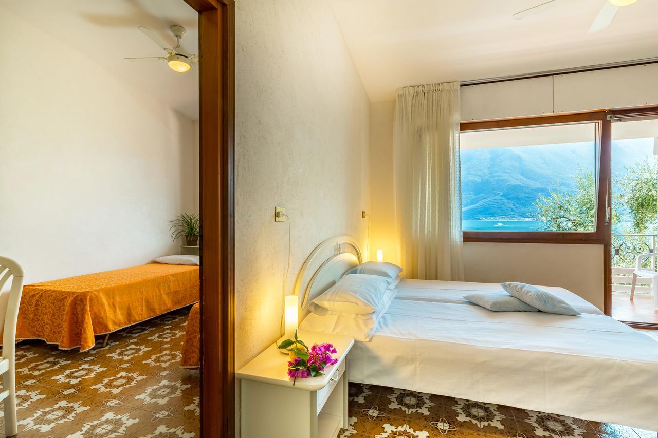 Hotel Riviera Panoramic Green Resort Limone sul Garda Exterior foto