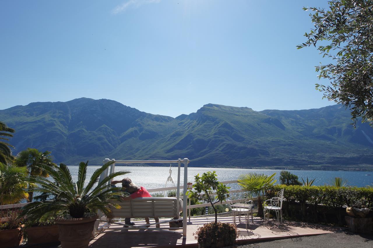 Hotel Riviera Panoramic Green Resort Limone sul Garda Exterior foto