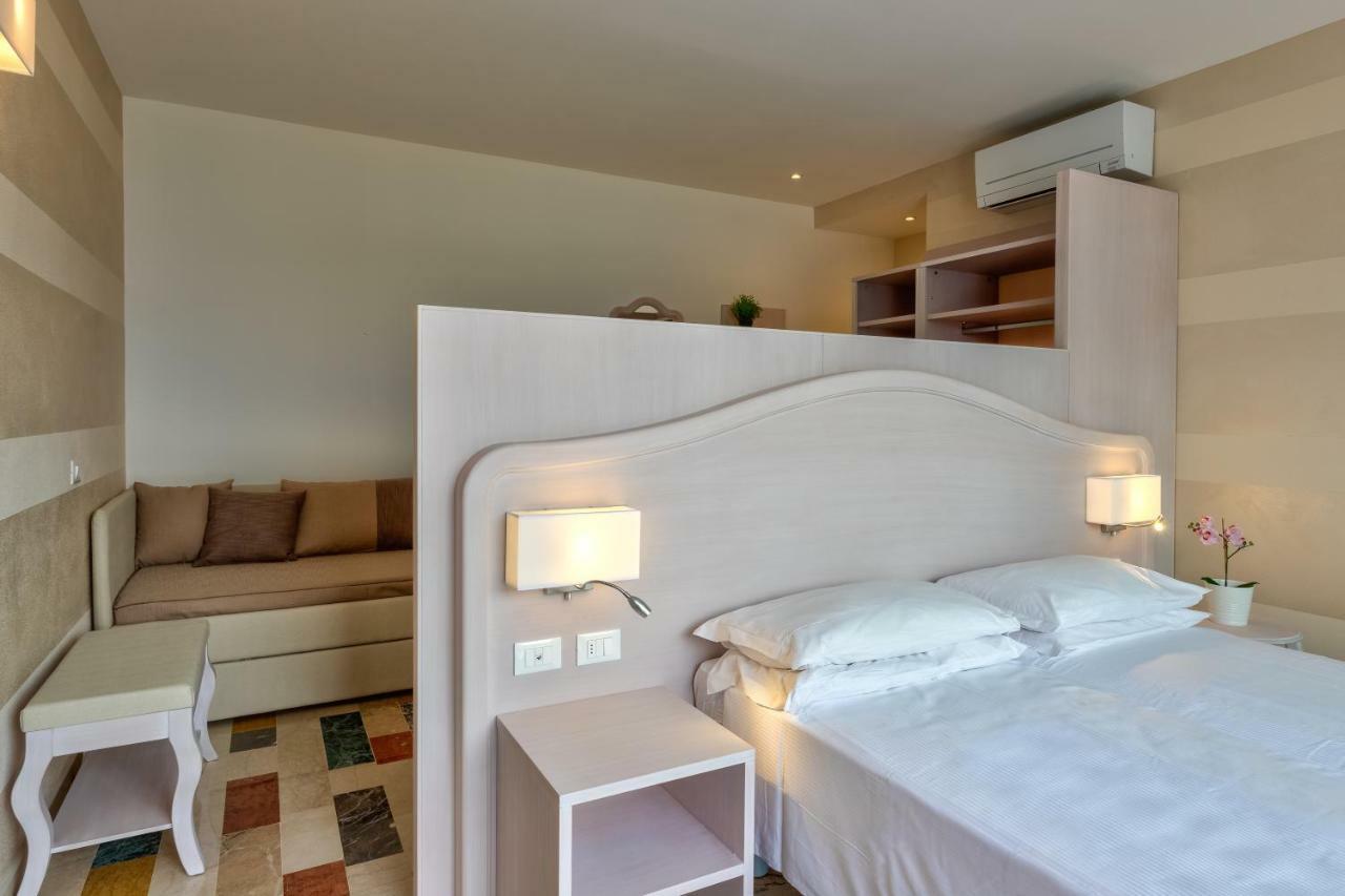 Hotel Riviera Panoramic Green Resort Limone sul Garda Exterior foto
