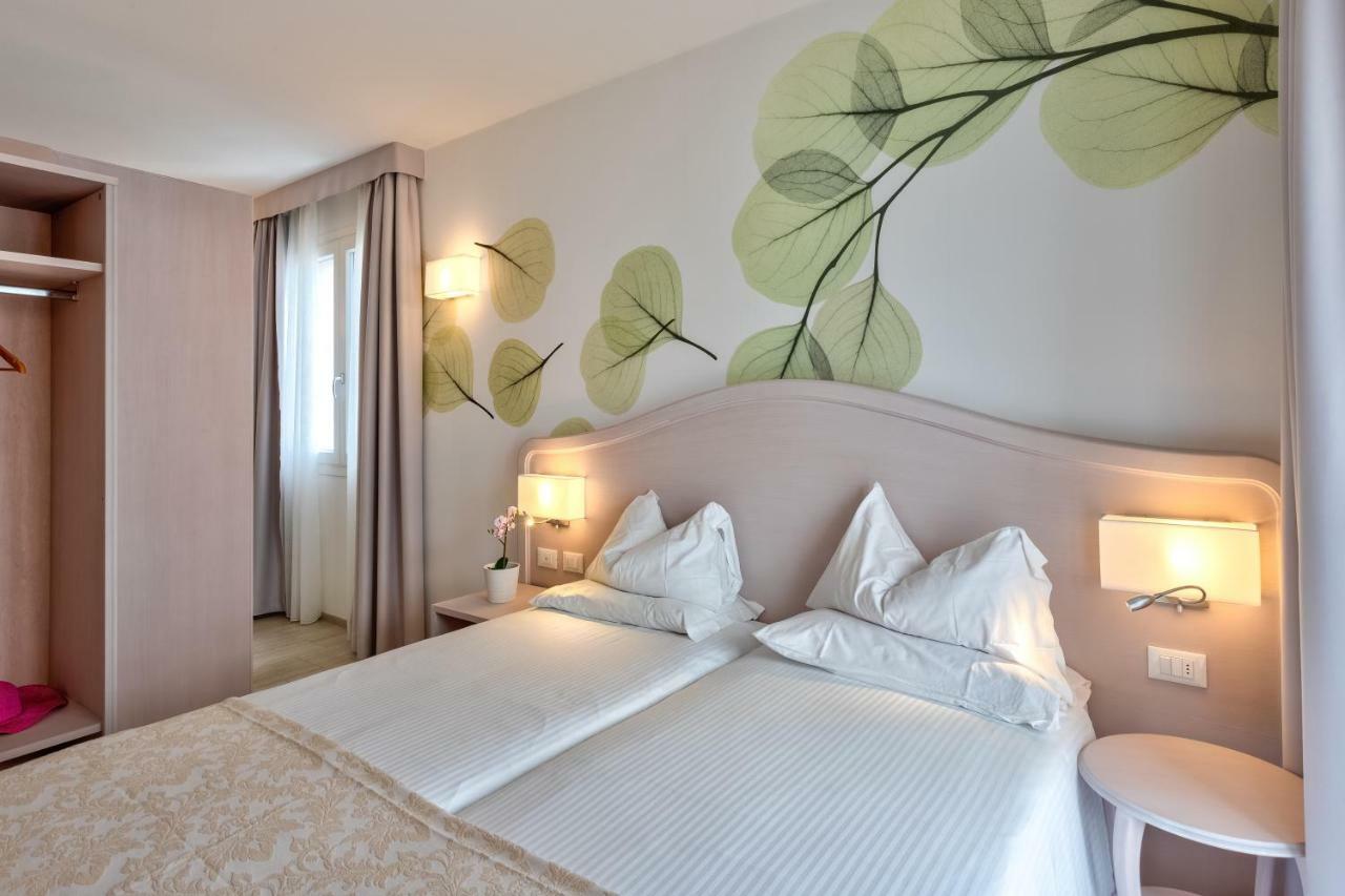 Hotel Riviera Panoramic Green Resort Limone sul Garda Exterior foto