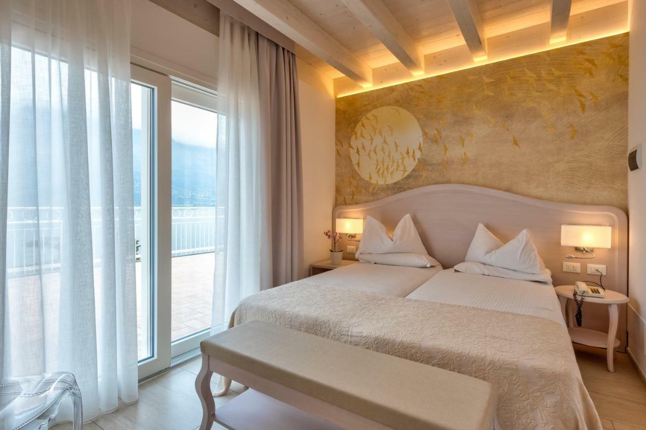Hotel Riviera Panoramic Green Resort Limone sul Garda Exterior foto